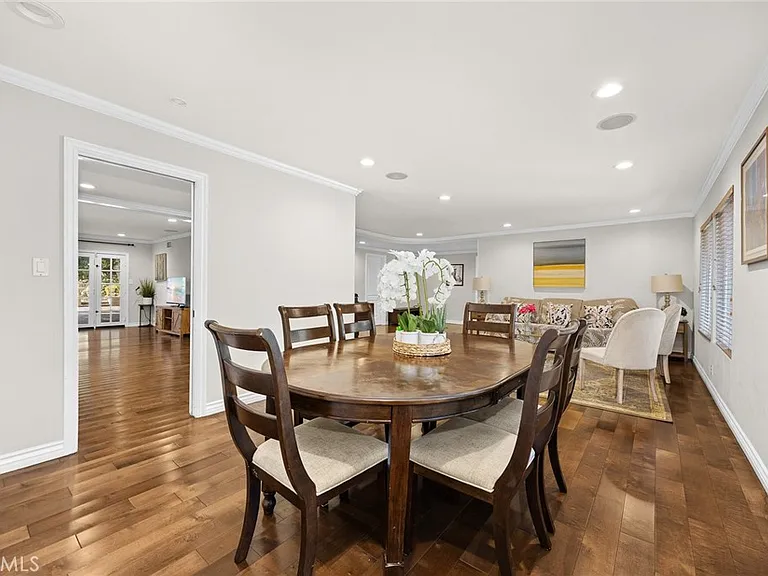 261 Oakhurst Ln — Photo 10