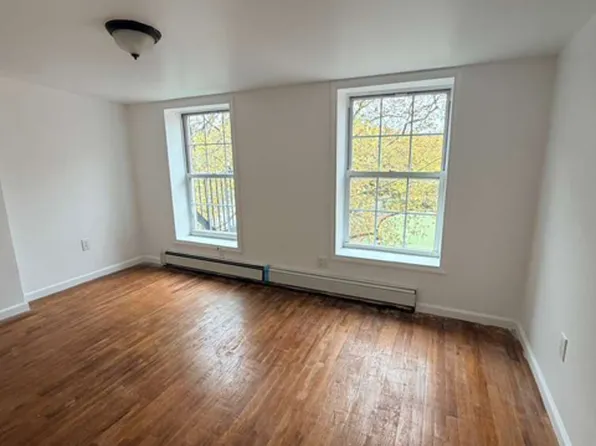 883a Greene Avenue image 2 of 11