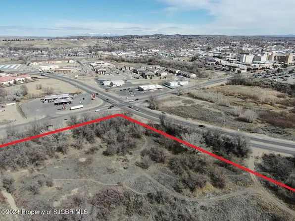 1015 Bisti Hwy, Farmington, NM 87401