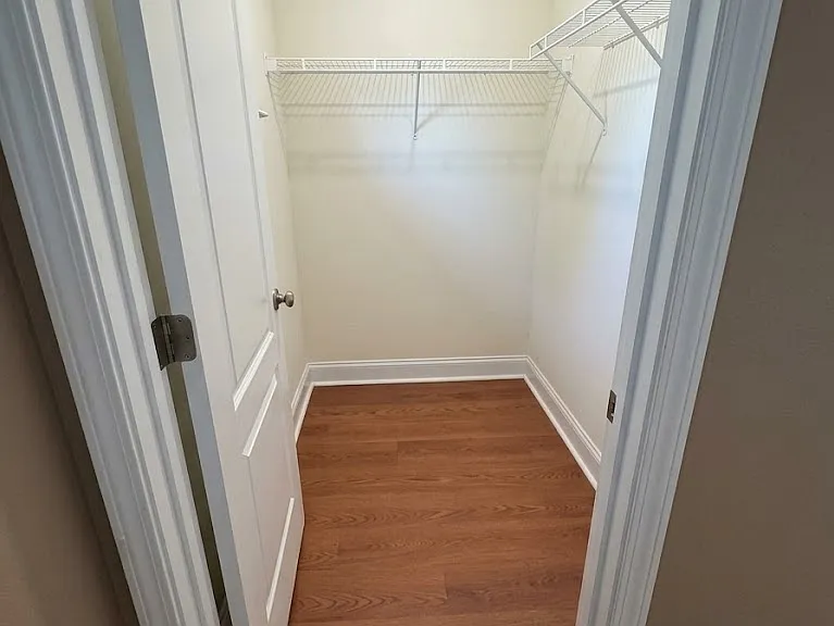 9 Haven Point — Photo 18
