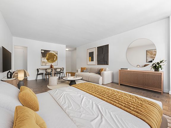 4th image of 65 W 55th St #8K