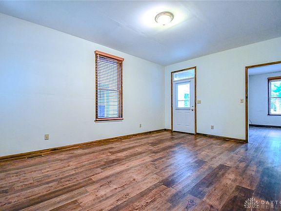 5th image of 153 High St