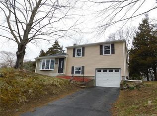 86 Sharon Rd, Mystic, CT 06355