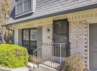 25 Larue Pl NW, Atlanta, GA 30327