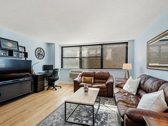 3rd image of 2700 N Hampden Ct APT 5E