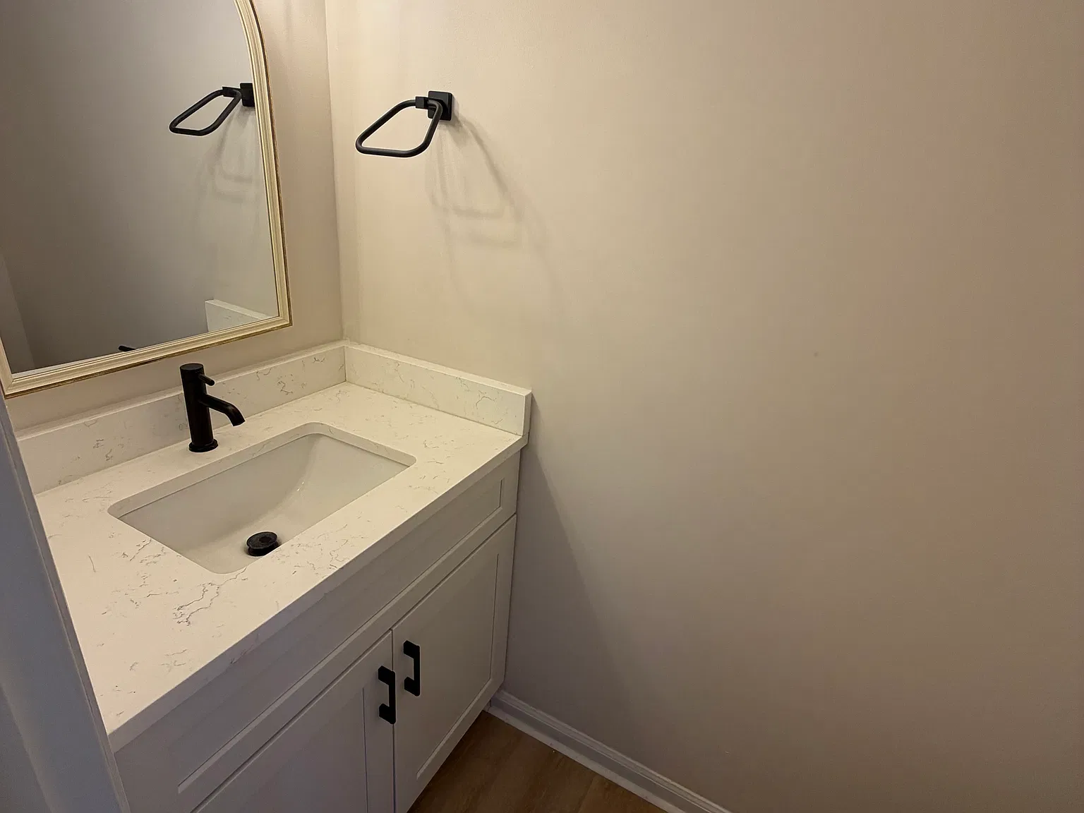 2 bed, 1.5 bath, 1070 sqft, $1,480 — Photo 4
