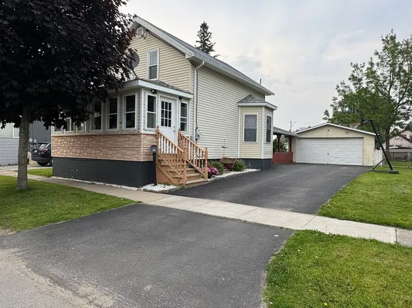 516 Rosseel St, Ogdensburg, NY 13669
