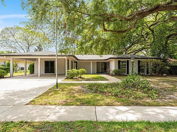 3rd image of 10403 Lake Carroll Way