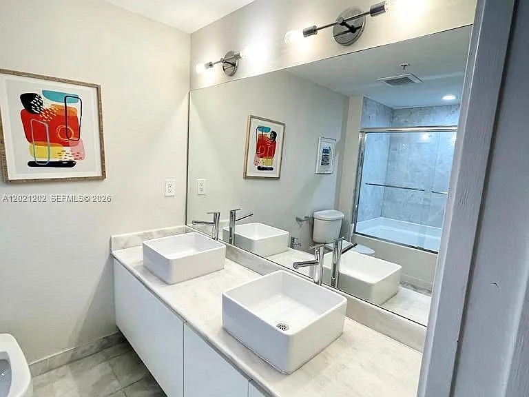 601 NE 36th St #1805 — Photo 14