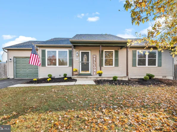 1030 Center St, Little Egg Harbor, NJ 08087