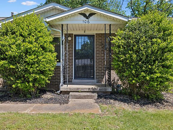 3rd image of 106 Oak Park Dr