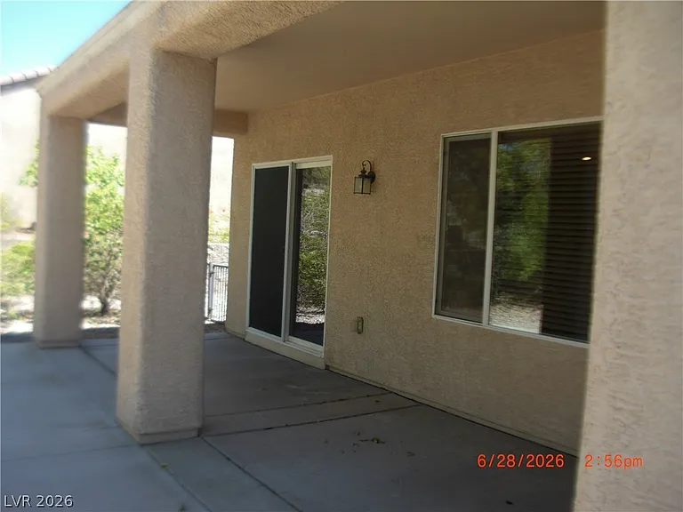 2160 Burris Hill Dr — Photo 12