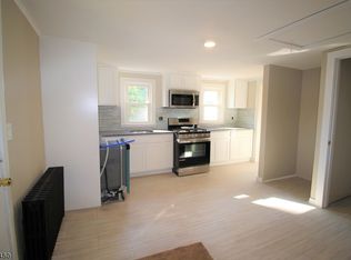 25 Main St, Hamburg, NJ 07419