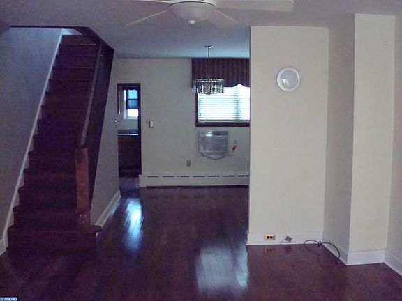 2nd image of 2826 S Warnock St