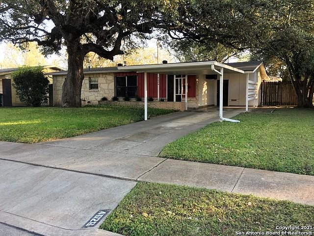1st image of 4626 Dellcrest Dr