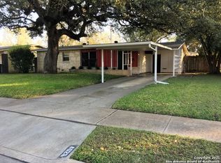4626 Dellcrest Dr, San Antonio, TX 78220
