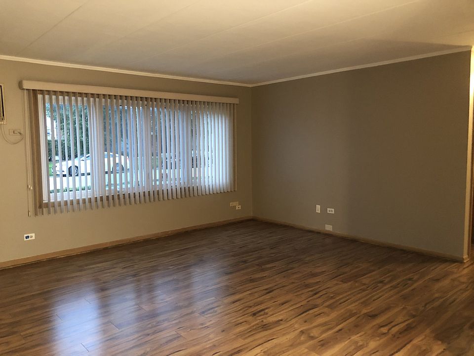 1st image of 11025 S Keating Ave APT 102