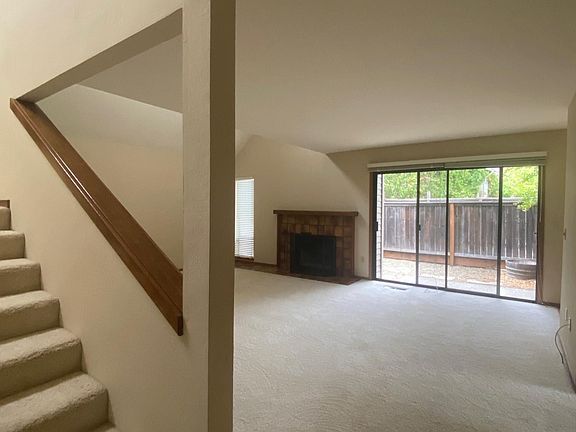 5th image of 1400 Wallis Ct