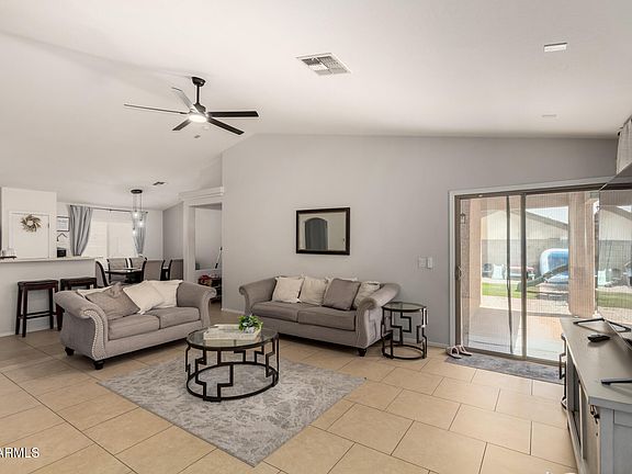 4th image of 23749 W GROVE Street