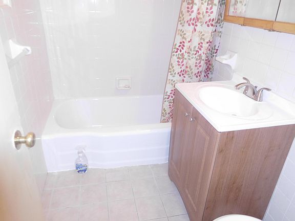 4th image of 34 20parsons Blvd #5FL