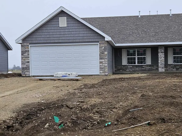 4418 Squaw Valley Dr, Loves Park, IL 61111