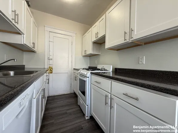 1171 Boylston St, Boston, MA