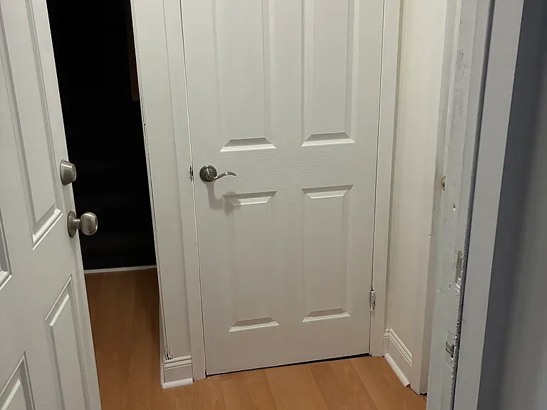 2976 Lawton Ave #BASEMENT — Photo 5