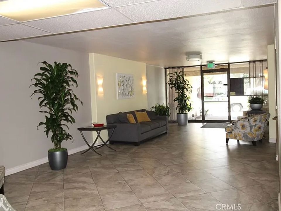 Building Lobby