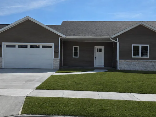 1222 Leo Dr, Holmen, WI 54636