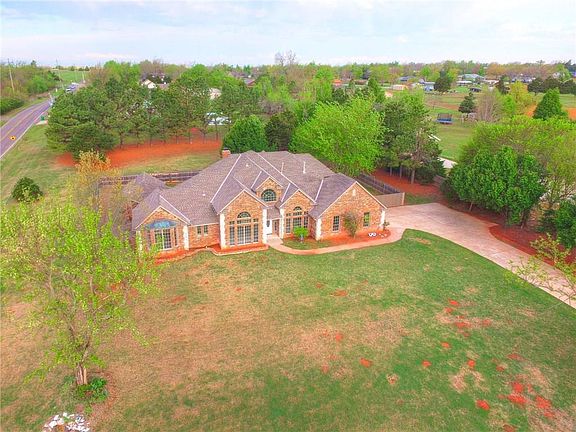 2nd image of 1543 Copper Creek Dr