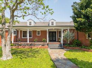 5200 Denver Dr, Galveston, TX 77551