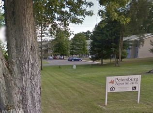123 W Madison St, Petersburg, MI 49270