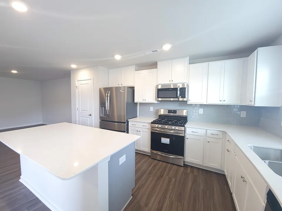 543 Brasstown Ct