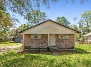 803 Center St, Vinton, LA 70668