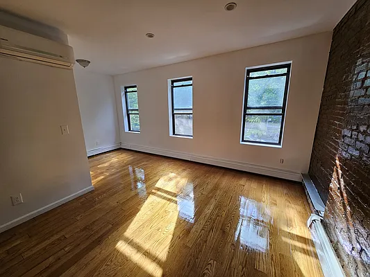 Rented by Owner | media 3