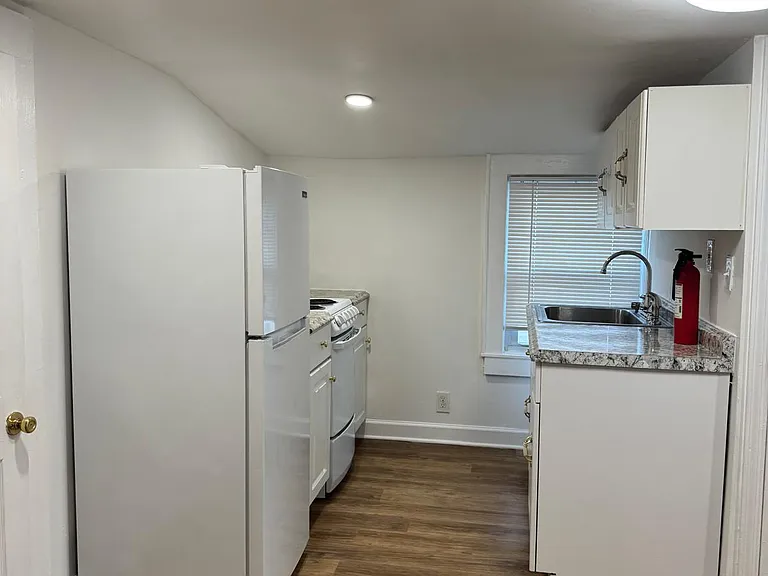 49 Washington Ave #3 — Photo 7