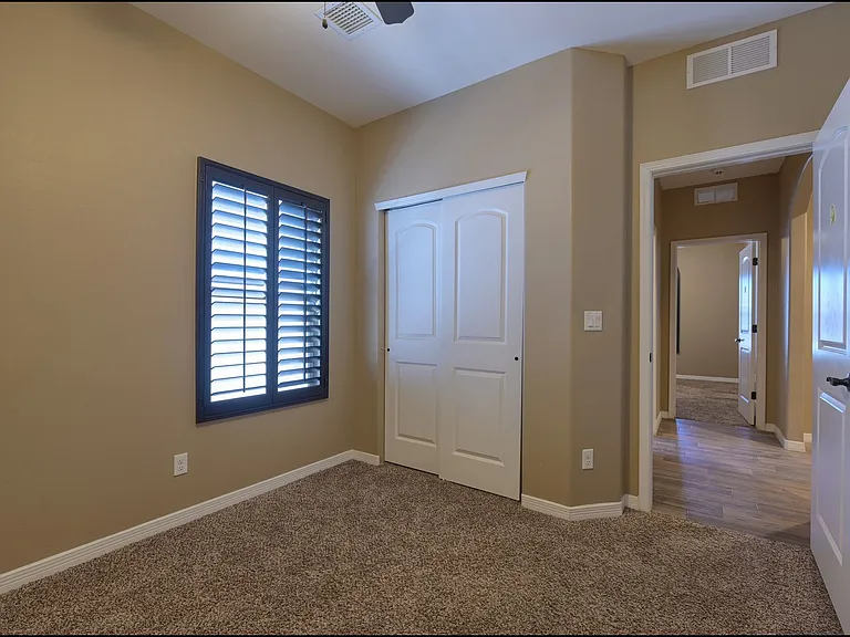 13562 Doncaster St — Photo 31