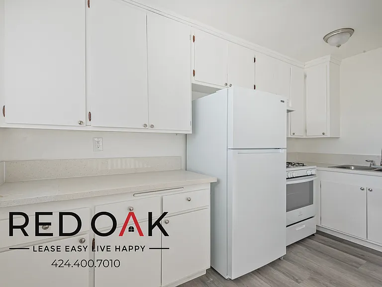 333 N Brand Blvd #12 — Photo 3