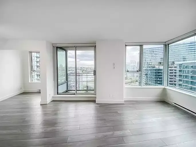 33 Smithe St #2206 — Photo 5