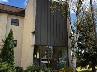 139 Foxfire Dr APT 105, Mount Pocono, PA