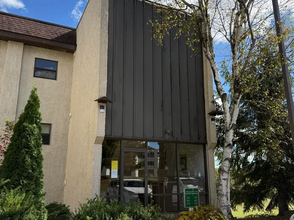 139 Foxfire Dr APT 105, Mount Pocono, PA 18344