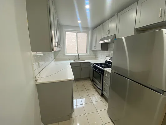 Rented by Dwell Residential Inc | media 8