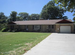 207 Walnut St, Lamar, MO 64759