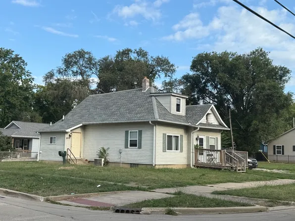 1202 W Church St, Urbana, IL 61801