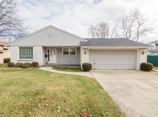 605 Georgetown Ave, Elyria, OH 44035