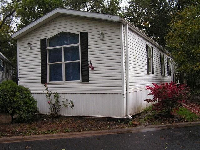 1st image of 36 Woodland Dr