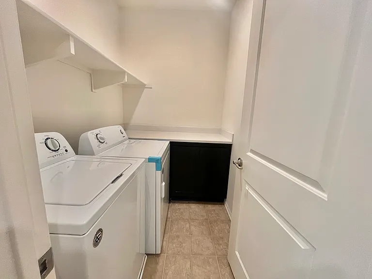 7805 Marbil Ln — Photo 26