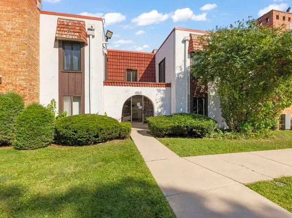 743 E Fullerton Ave APT 108, Glendale Heights, IL 60139