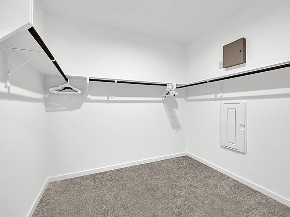 4th image of 3216 Voda Bend Dr