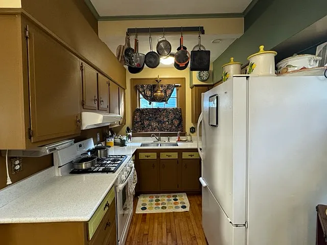 126 Wilson St — Photo 18